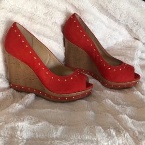 Antonio Melani Red and Gold Wedges Size 6.5